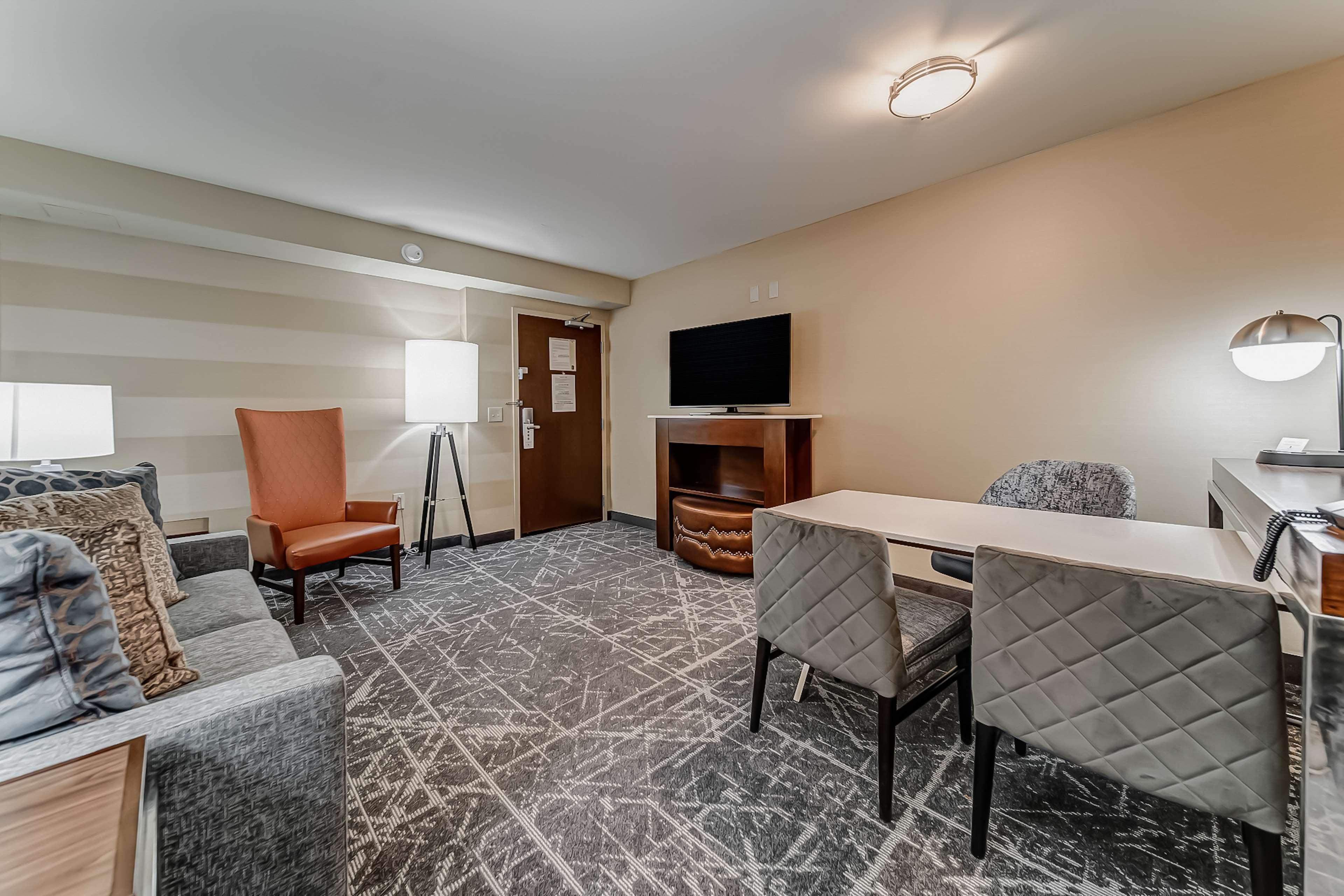 Embassy Suites Atlanta - Kennesaw Town Center מראה חיצוני תמונה