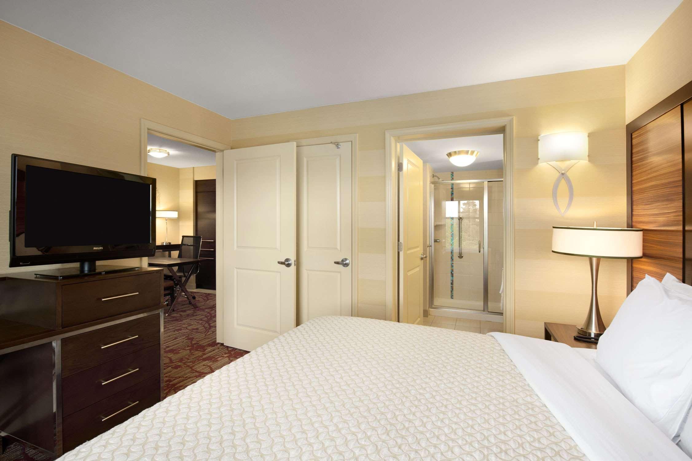 Embassy Suites Atlanta - Kennesaw Town Center חדר תמונה