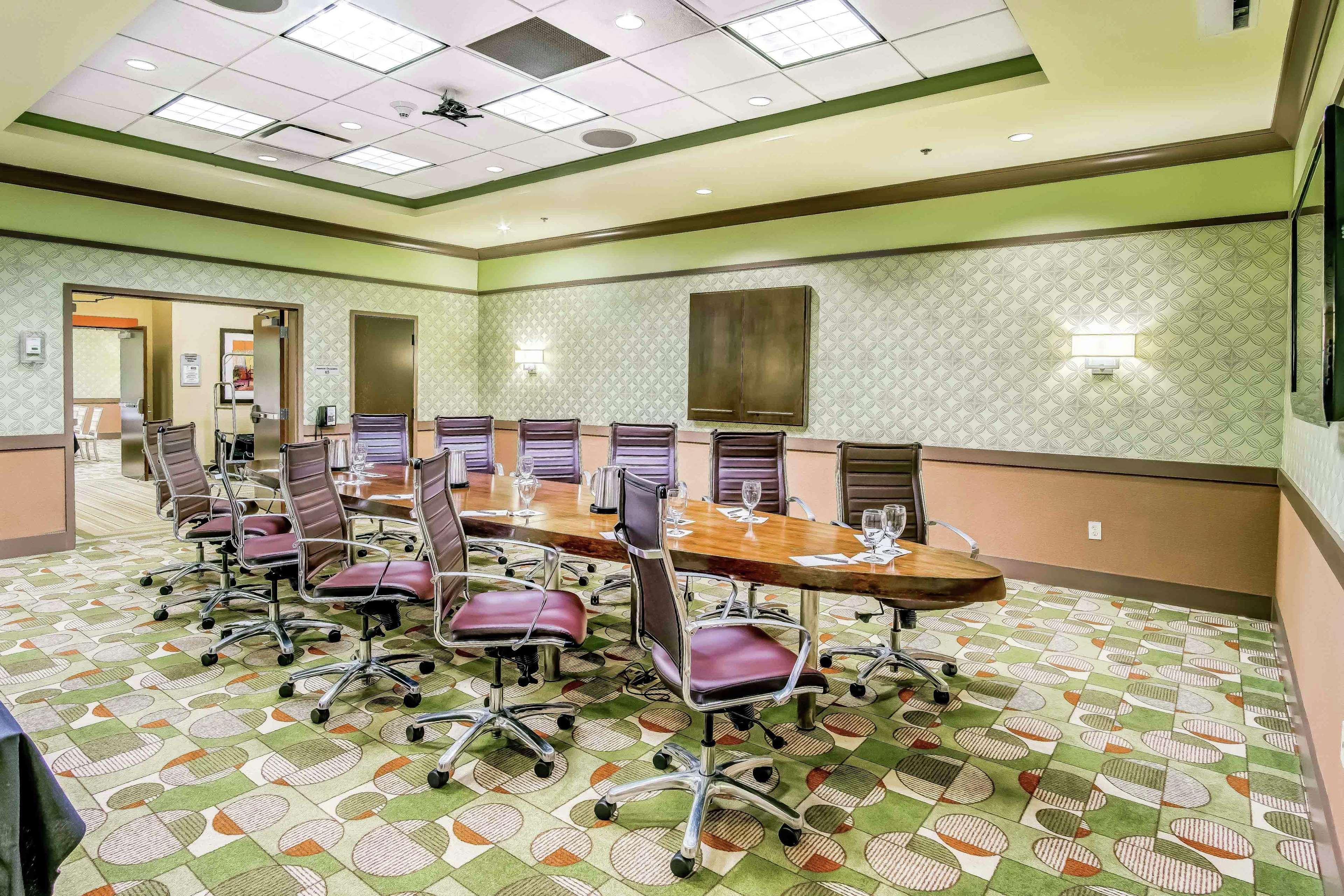 Embassy Suites Atlanta - Kennesaw Town Center מראה חיצוני תמונה