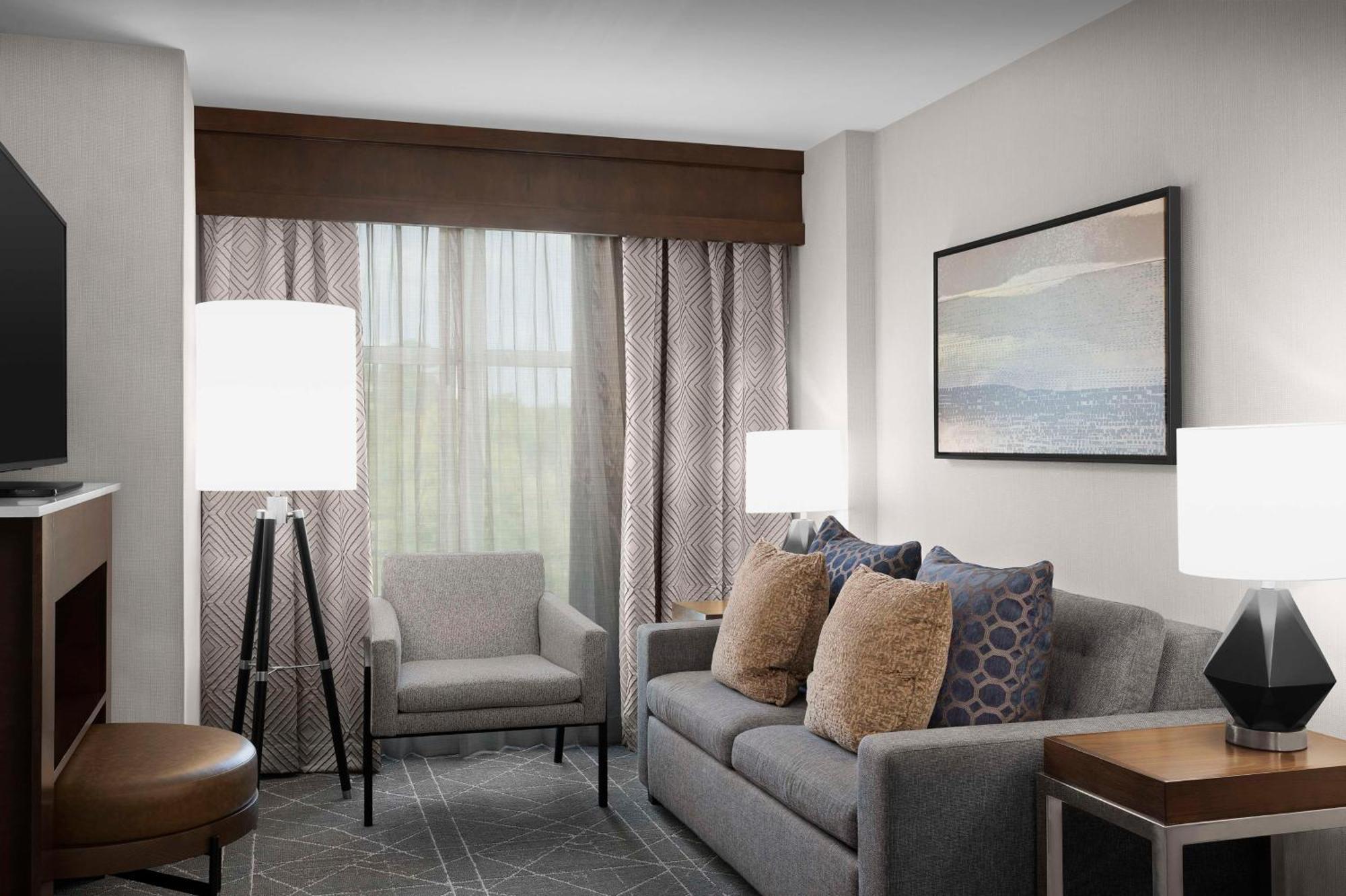 Embassy Suites Atlanta - Kennesaw Town Center מראה חיצוני תמונה
